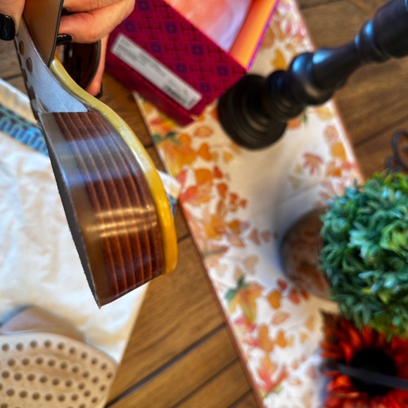 Tory Burch Bombe Miller Slide - Picture 8 of 14